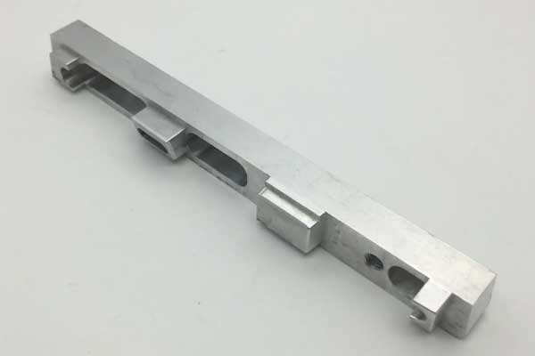 铝加工中心加工的铝件展示